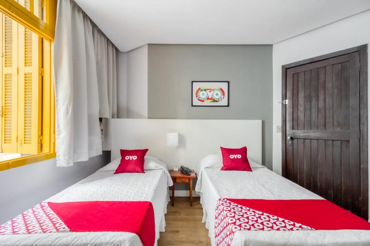 Oyo Hotel Lancaster, Порту-Алегрі Екстер'єр фото