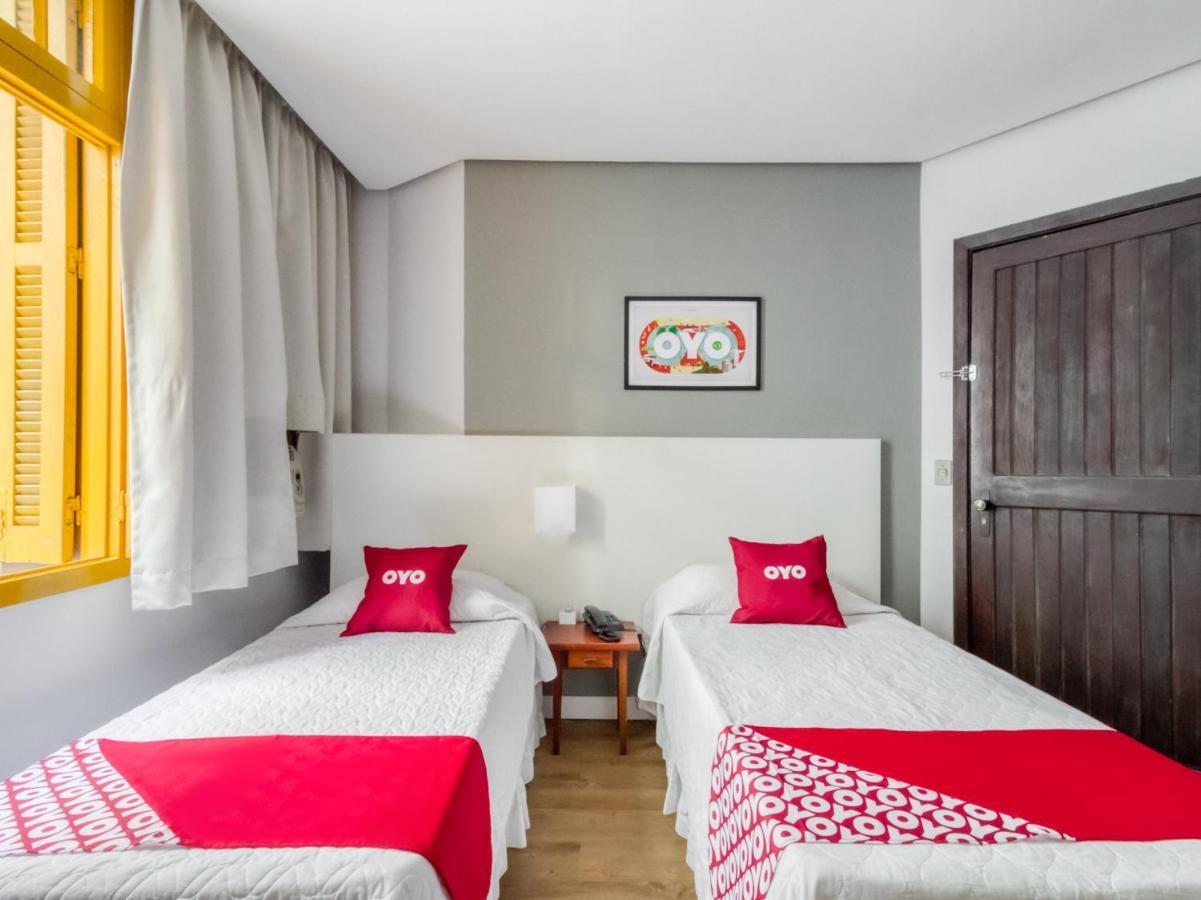 Oyo Hotel Lancaster, Порту-Алегрі Екстер'єр фото